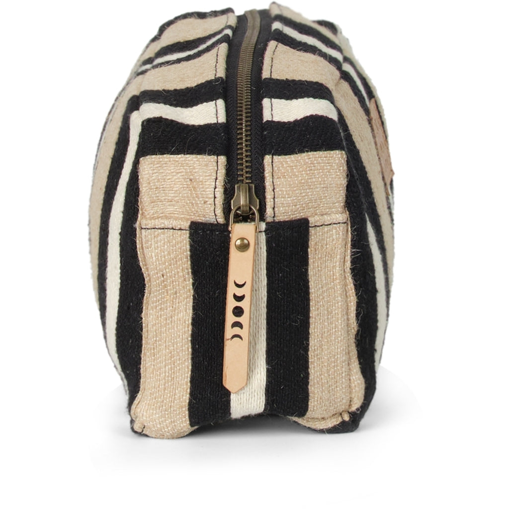 Luna Moon Toiletry bag - Svinkloev Accessory Jute - black